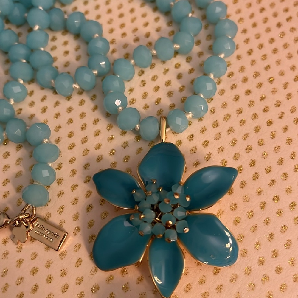 Kate Spade🩵Torquise Enamel Lily/Tassle Necklace with Pouch